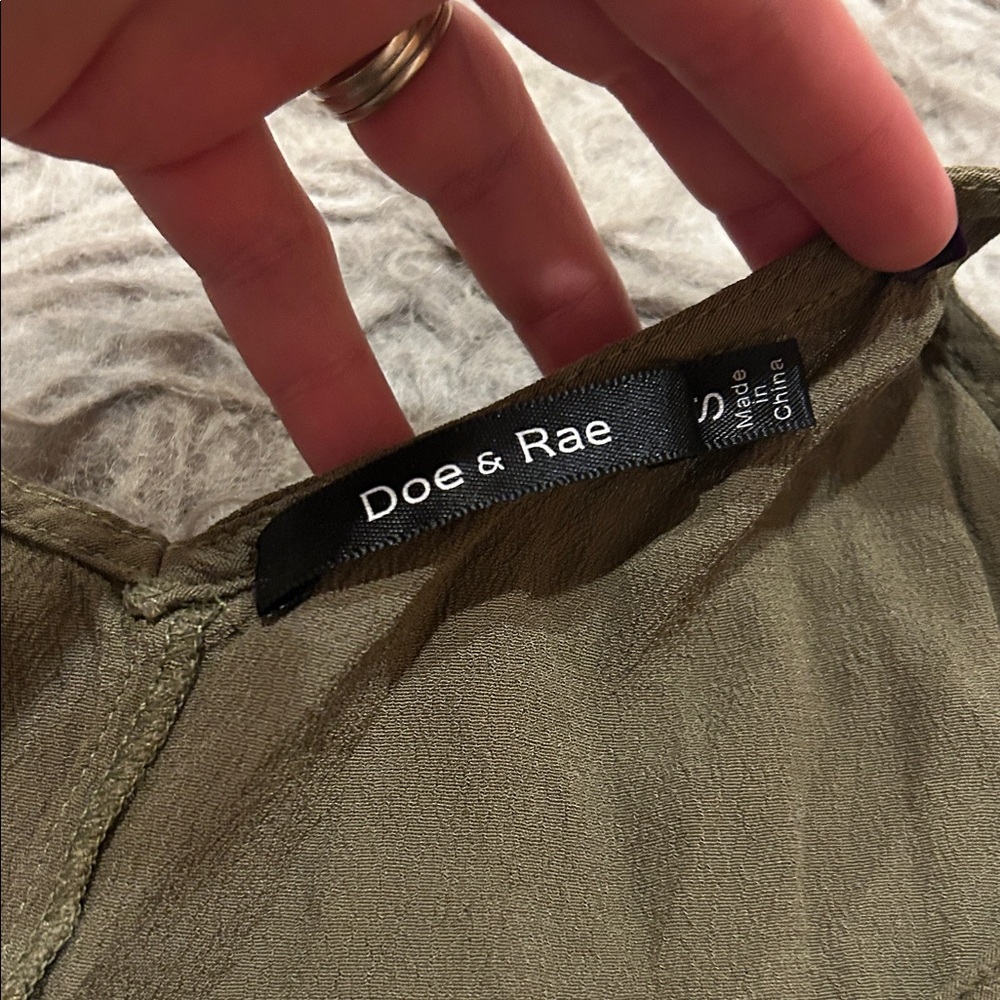 Doe And Rae Olive Green Front Lace-Up Tank Top - Picture 3 of 5